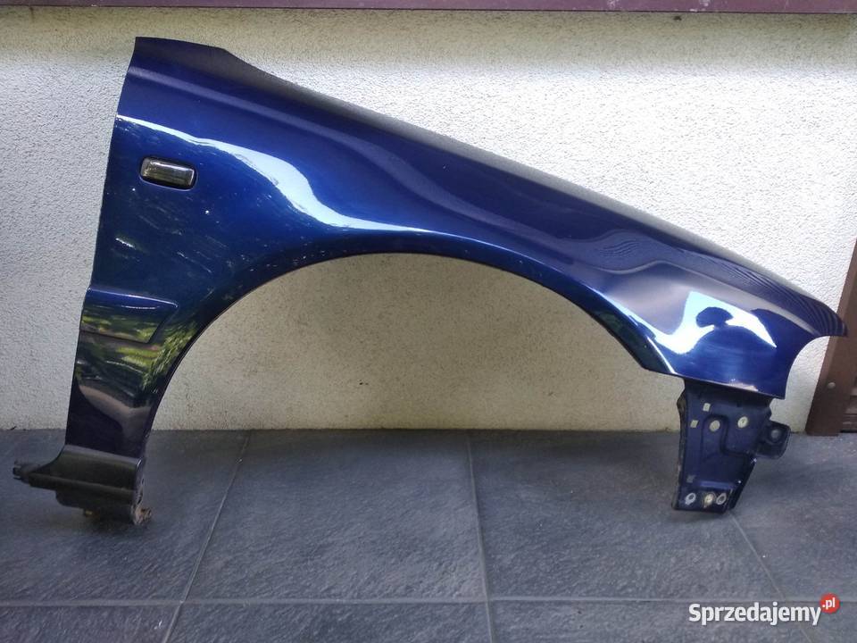 Audi A4 B5 LIFT FL błotnik przedni prawy łódzkie Sieradz