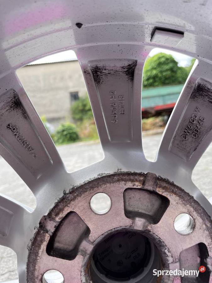 Alufelgi Skoda oryg 5x112 16 Octavia Karoq Fabia Opony i felgi sprzedam