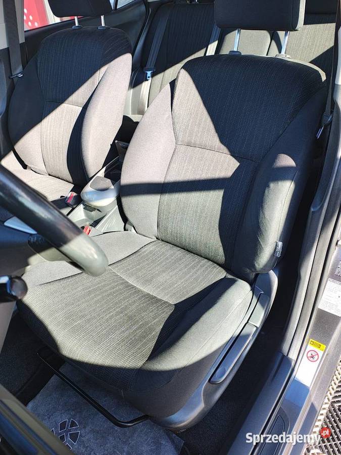 Toyota Auris 14Benzynka Zarejestrowana Niski Zarszyn sprzedam
