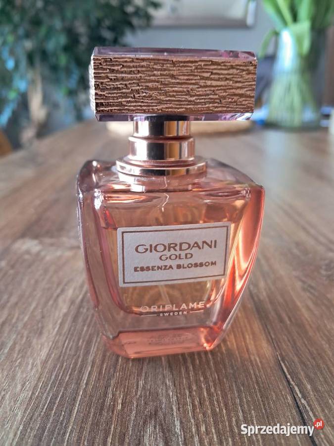 perfumy oriflame giordani gold essenza blossom Sandomierz sprzedam