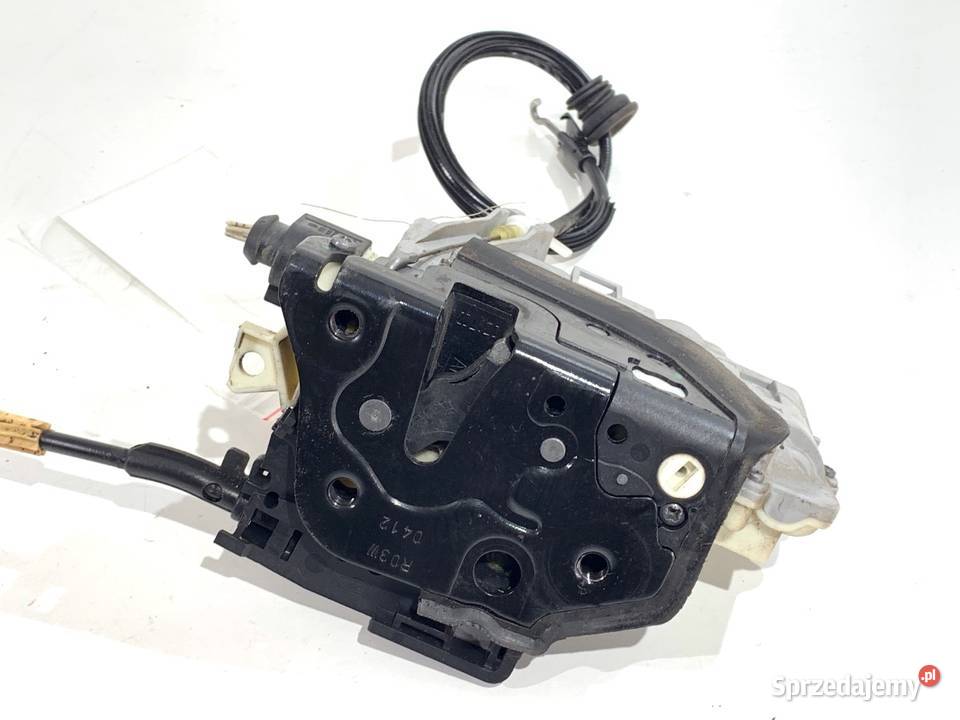 ZAMEK DRZWI PRAWY PRZÓD VW PASSAT B7 Kombi osobowe