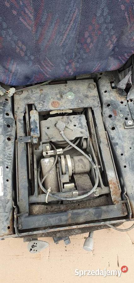 MERCEDES ATEGO FOTEL SIEDZENIE NA CZEŚCI Bieleń