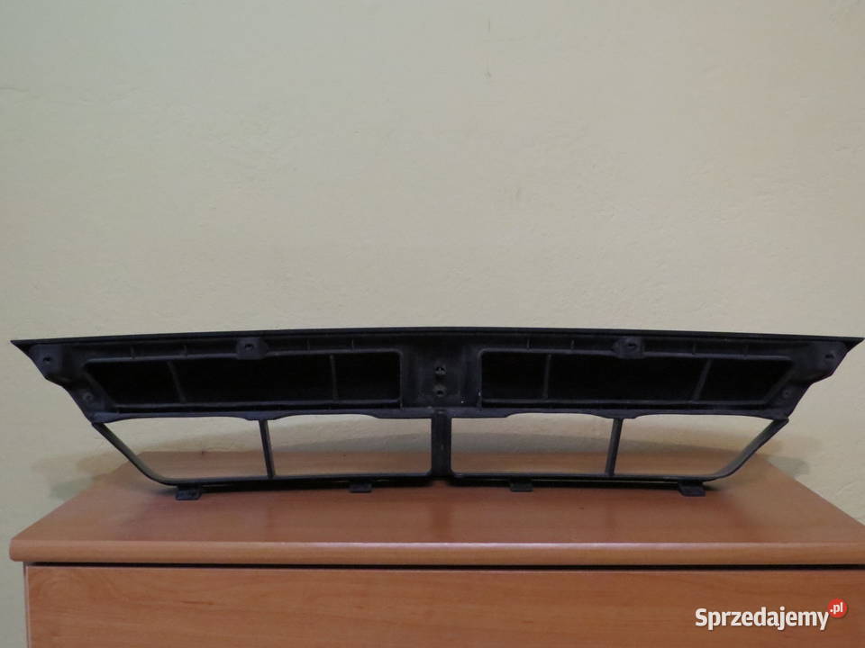 atrapa chłodnicy grill Suzuki Liana wielkopolskie Poznań