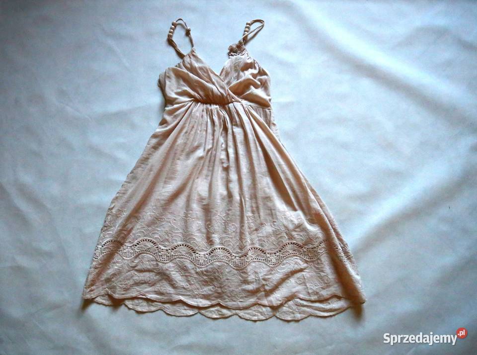 Letnia delikatna kremowa różowa sukienka boho Gdańsk