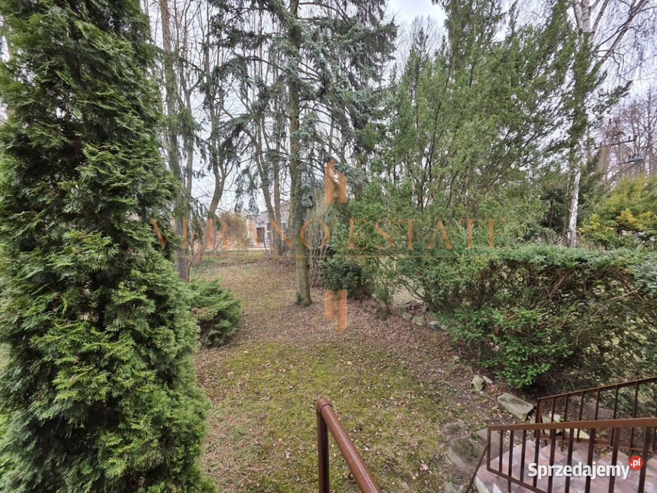 Garaż w Niski czynsz Balkon I 3 pokoje Kłudzienko