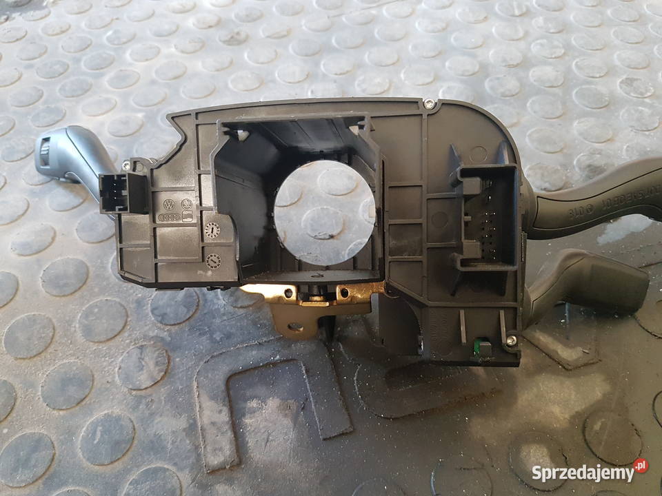 AUDI A6 C6 PRZELACZNIK SWIATEL KIERUNKOWSKAZOW Turkowice