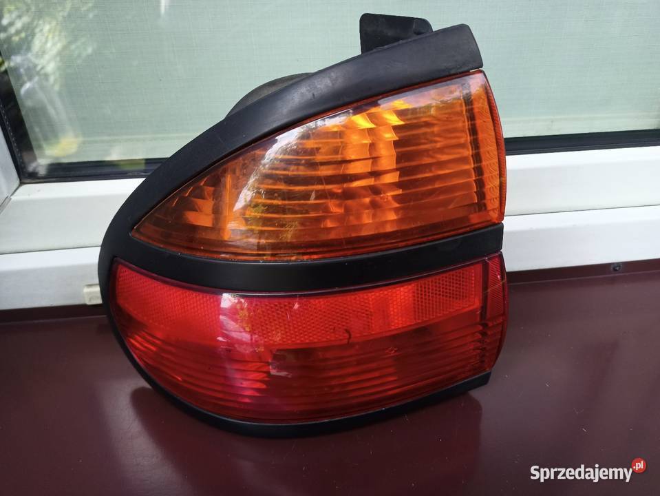 Renault Laguna 1 I LIFT lampa tył tylna lewa w Lampy tylne