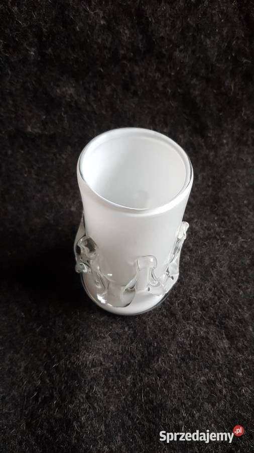 Wazon proj Jerzy SłuczanOrkusz Myszków