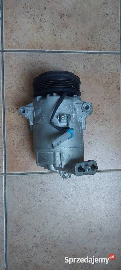 Kompresor sprężarka klimatyzacji KTT090053 Opel Szczecin