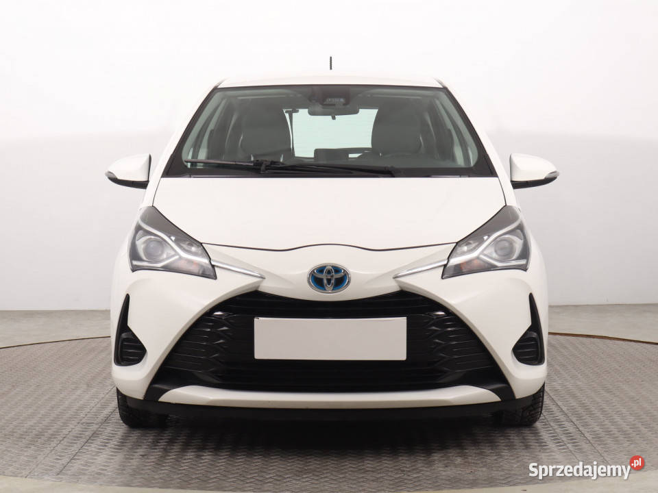 Toyota Yaris 15 Hybrid Katowice