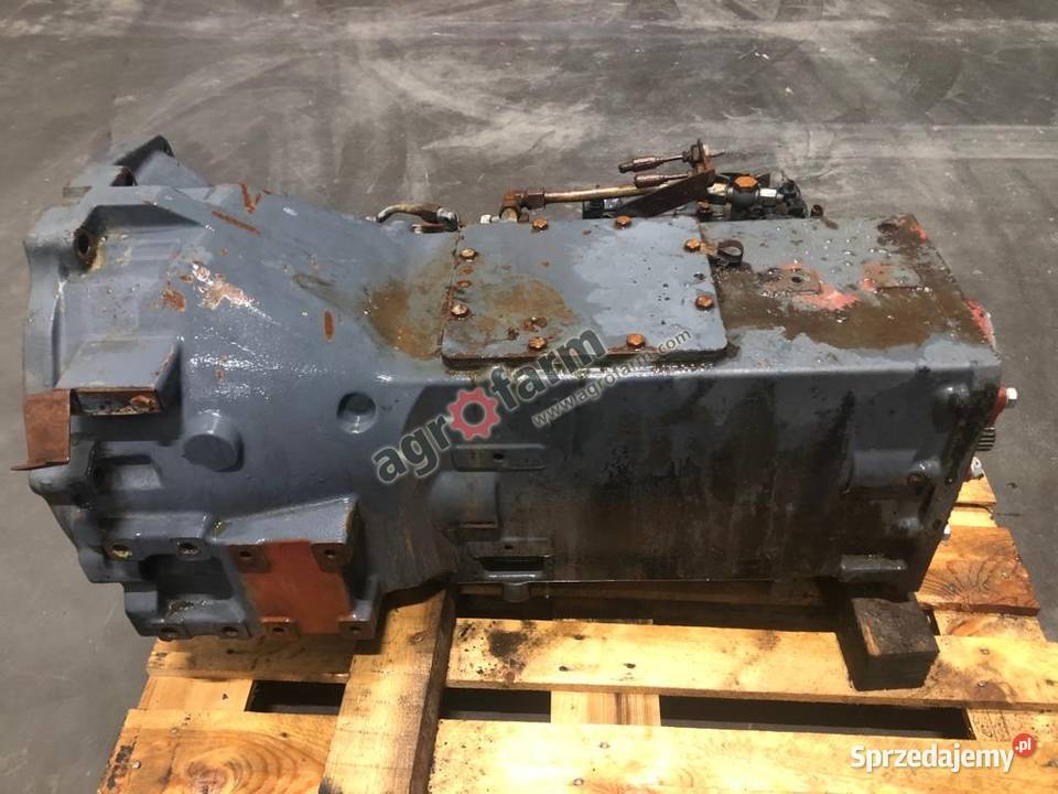Skrzynia biegów Holland 8160 5164693 Byków