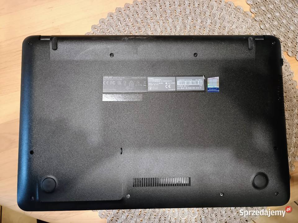 Komputer Asus Wągrowiec