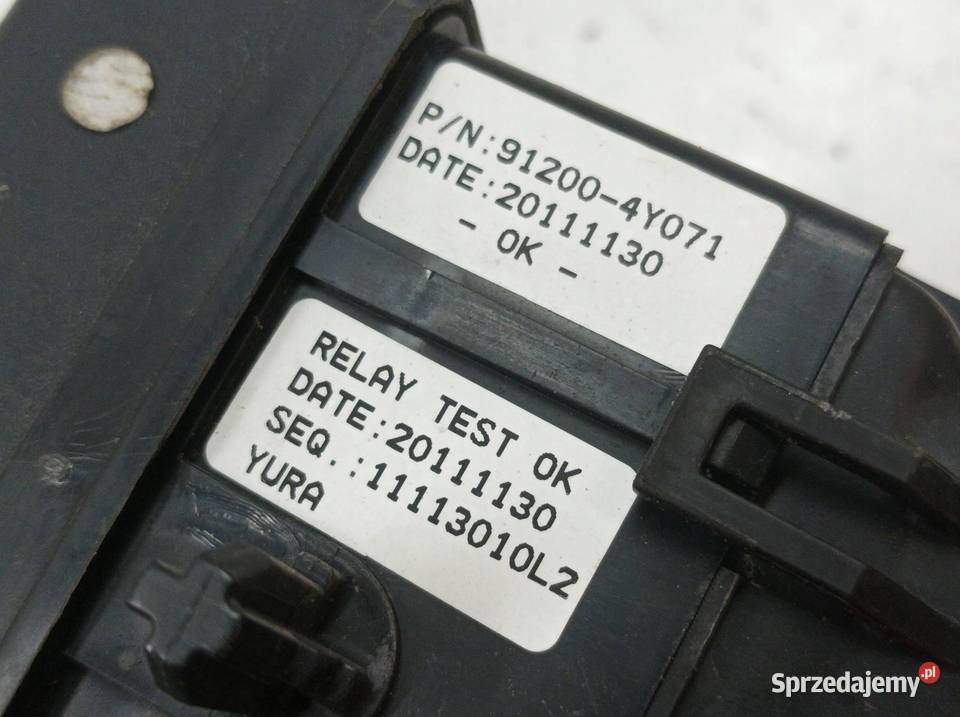 SKRZYNKA BEZPIECZNIKÓW K2 912004Y071 16 B Kia
