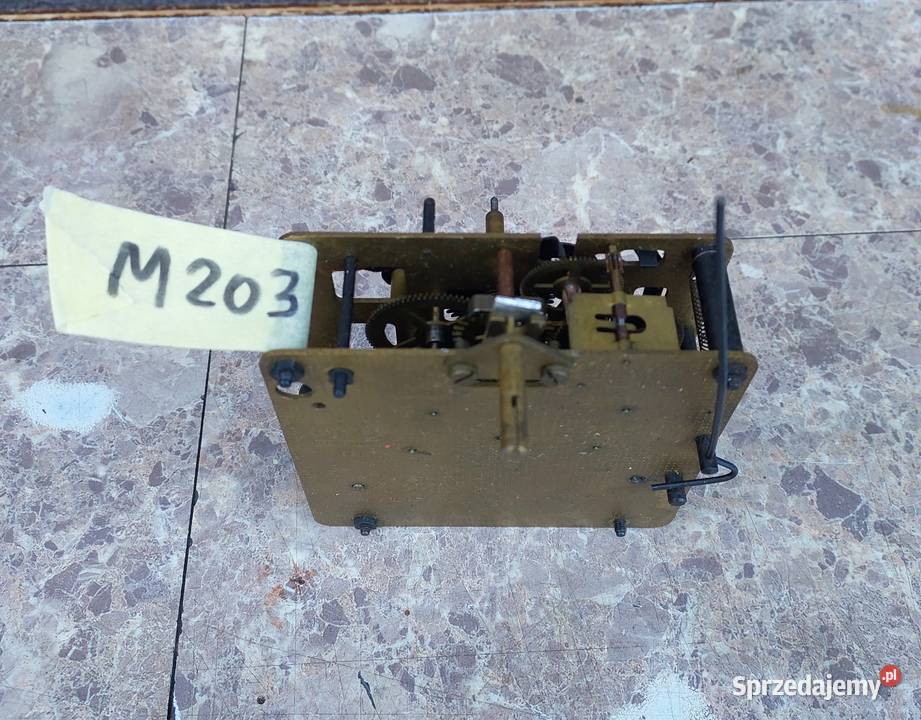 M203 Mechanizm starego zegara ściennego SBS Tczew