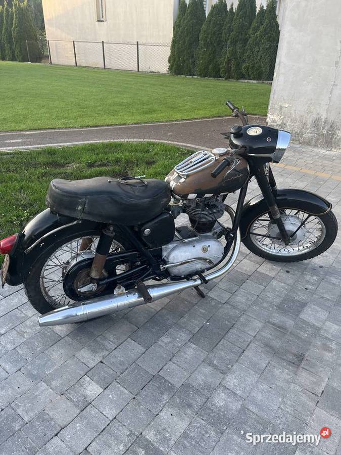 Junak m10 na chodzie