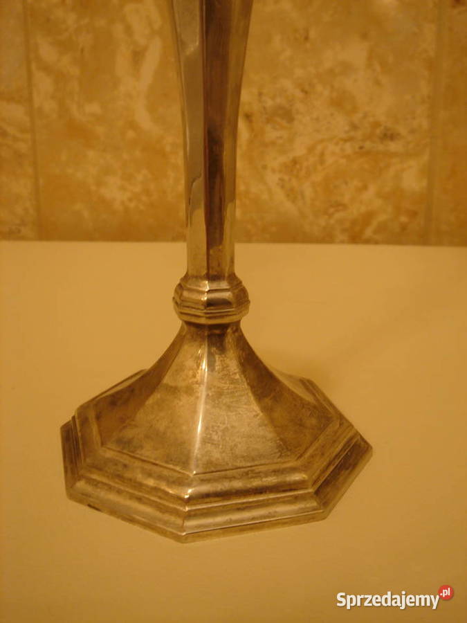 Stary świecznik metalowy o pięknej formie Łódź sprzedam