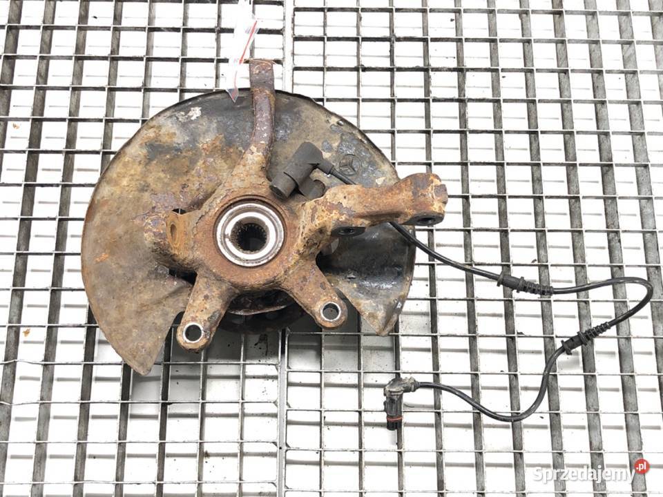 ZWROTNICA PRAWY PRZÓD MERCEDES VANEO 16 82 0205 sprzedam