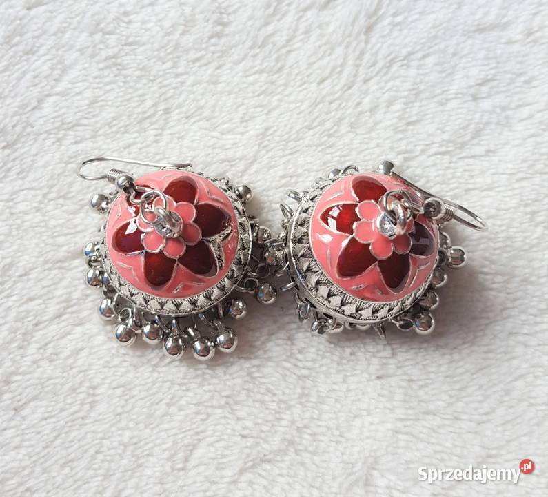 Nowe kolczyki indyjskie dzwonki srebrny kolor Kolczyki Szczecin