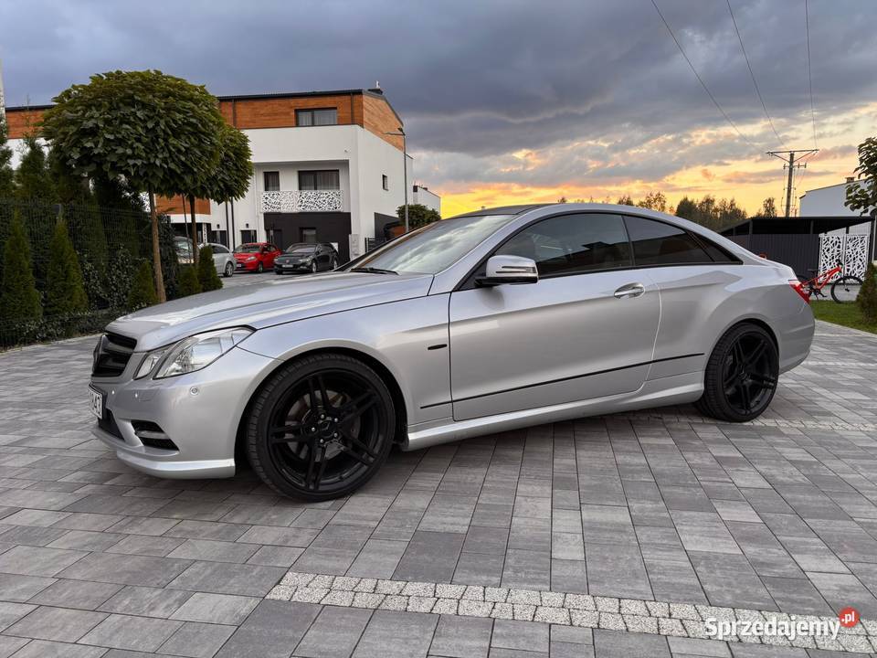 MercedesBenz Klasa E W207 C207 e350 v6 205000km Mała