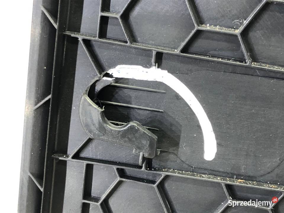 BOCZEK DRZWI LEWY PRZÓD VW TROC Hatchback