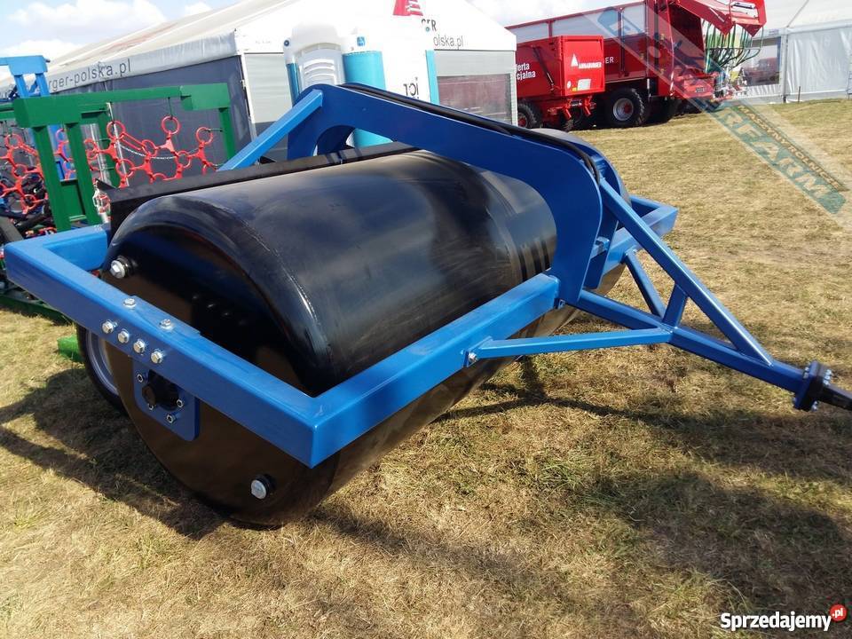 Wał łąkowy łąkowo polowy MetalTechnik Rogóźno