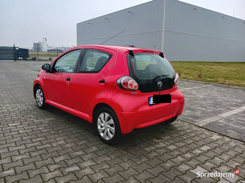 Toyota Aygo 10 benz lift 2014r Bez korozji radio Aygo Rybnik sprzedam