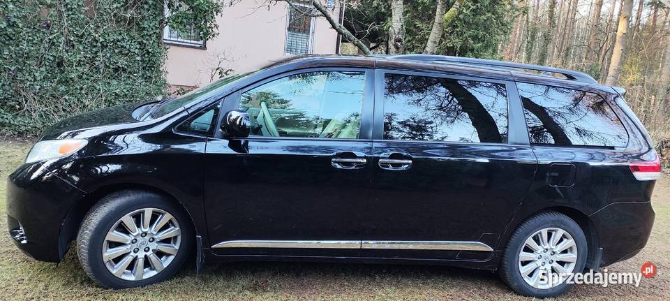 Toyota Sienna 3.5 V6 XLE AWD. Bardzo dobry stan. Doposażona.