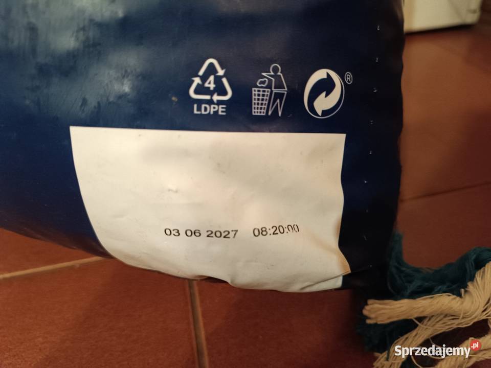 15 karma sucha Butchers z kurczakiem Zabawka sprzedam