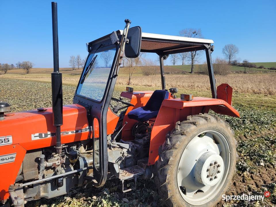 Kabina daszek MF255 Połowa