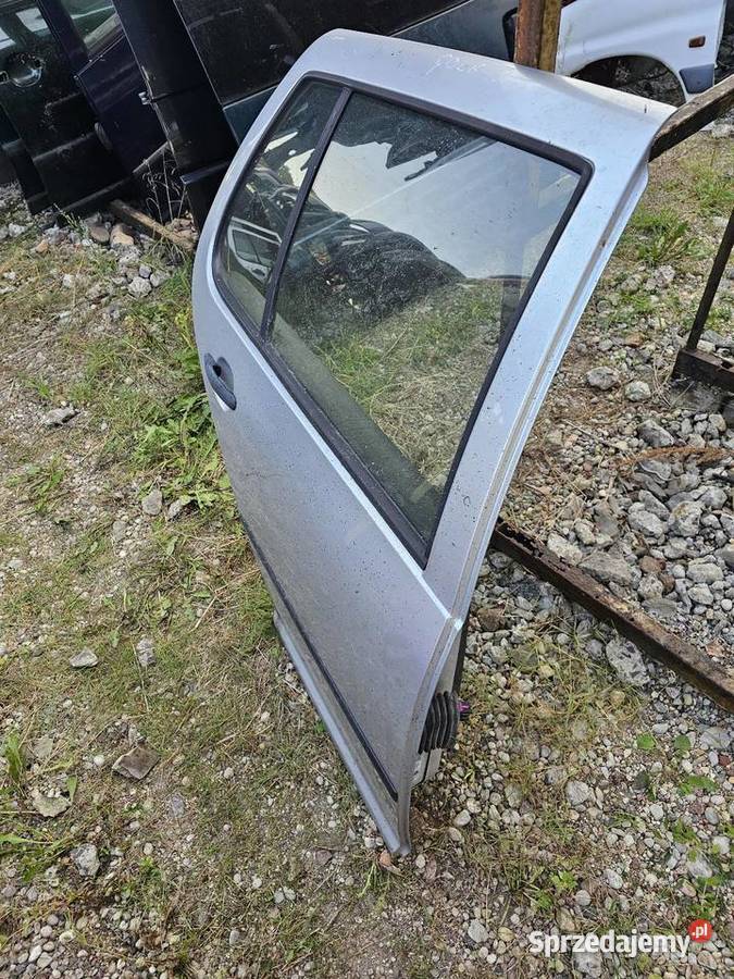 Drzwi golf 4 prawy tył mazowieckie sprzedam