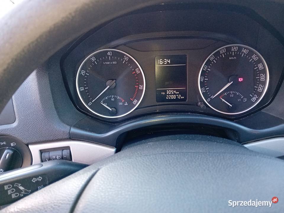 Skoda Octavia 16 MPI LPG 2013 r śląskie Świerczyniec