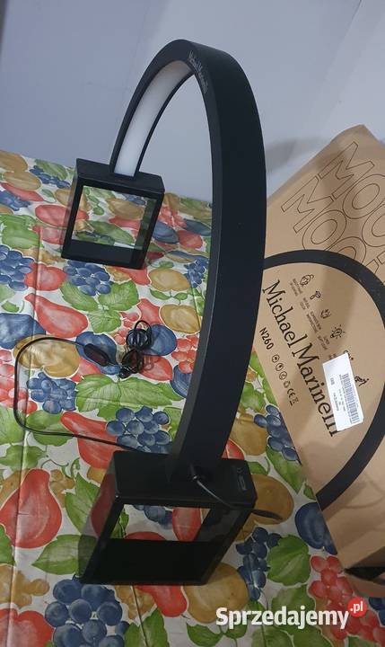 Stajak pod lampe Pakość