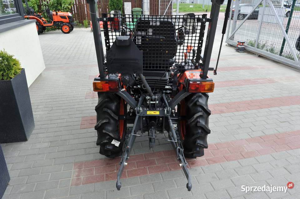 Kubota B1181 4x4 17 podkarpackie Tajęcina