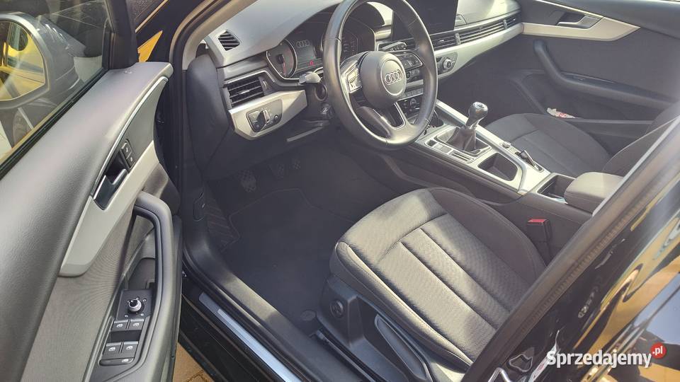 Audi A4 Avant manual prywatnie Rok produkcji 2020 mazowieckie