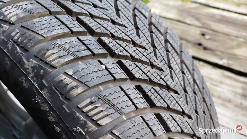 Alufelgi Audi z oponami GOODYEAR 22545 R17