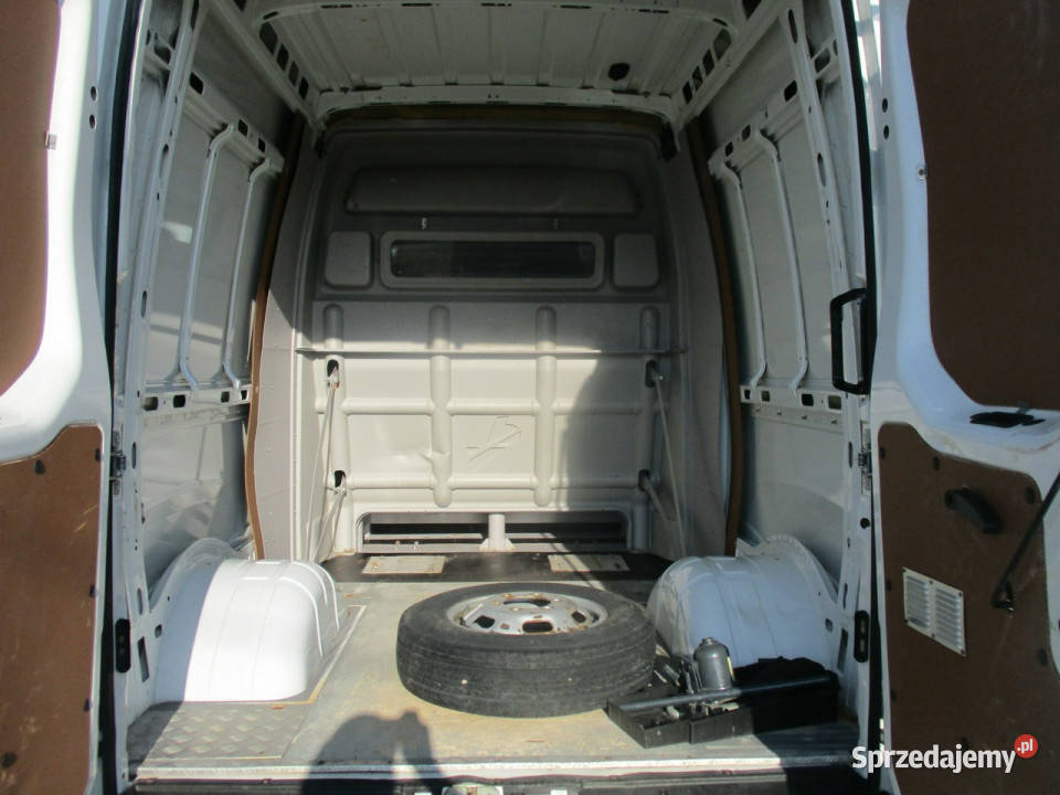 Iveco Daily 35C18 30 HPI 180 brygadówka 6 osób