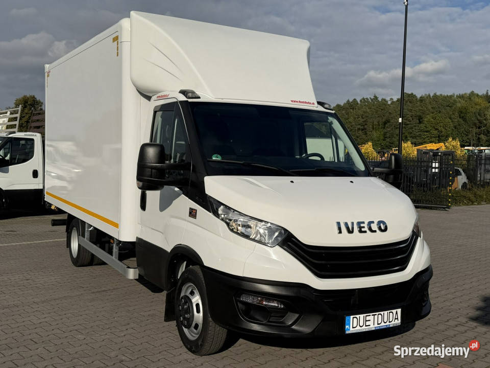 Iveco Daily 35C16 V Kontener Winda Na Bliźniaku nieuszkodzony Widełki