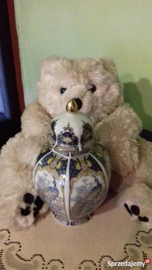 Śliczna dekoracyjna amforka