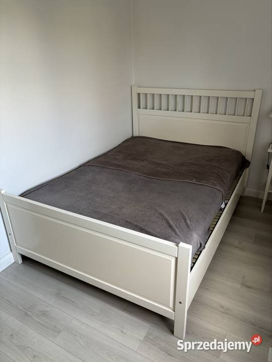 Oddam łóżko 206150 z materacem Łóżka