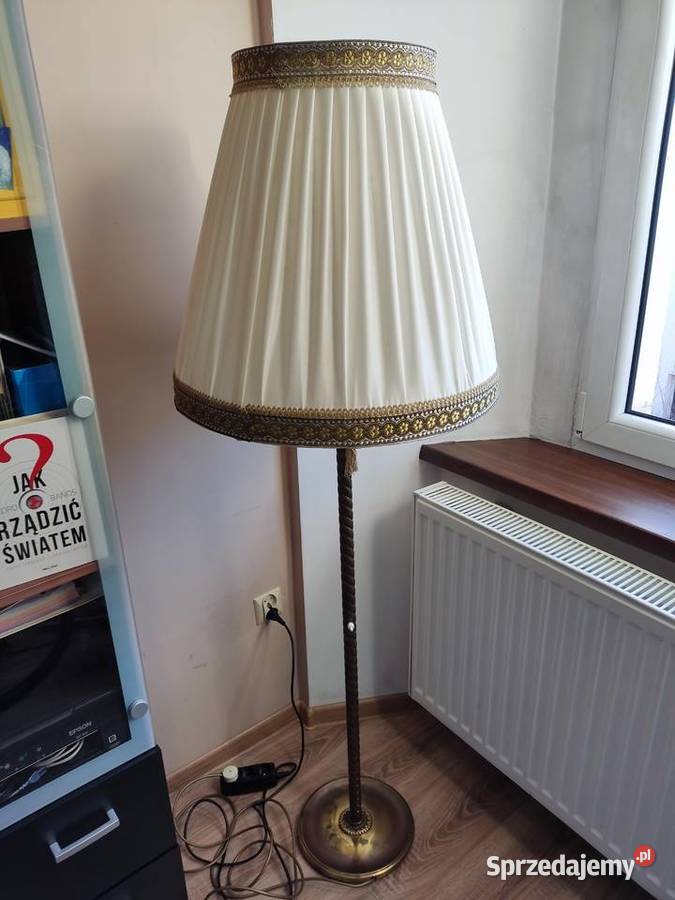 Lampa stojąca mosiężna z plisowanym abażurem Lampy podłogowe Głuchołazy