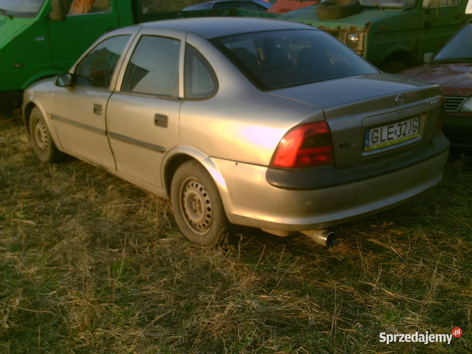 Opel vectra b kola lampy zderzak grill wnetrze Atrapy sprzedam