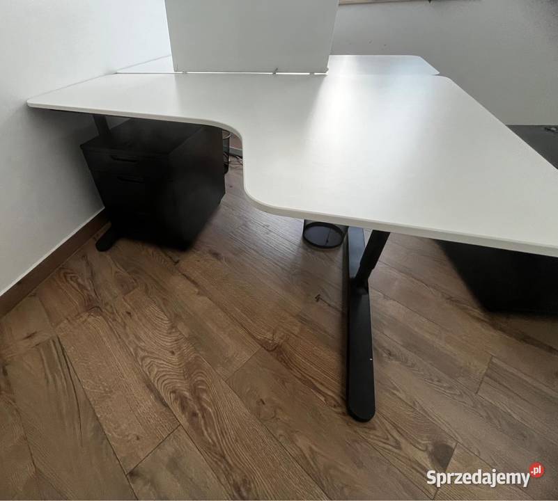 Biurko narożne 160x110 Biurka sprzedam