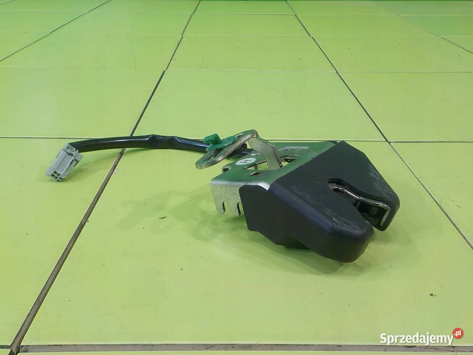 HONDA CIVIC VIII 14 IDSI 06r SEDAN zamek klapy