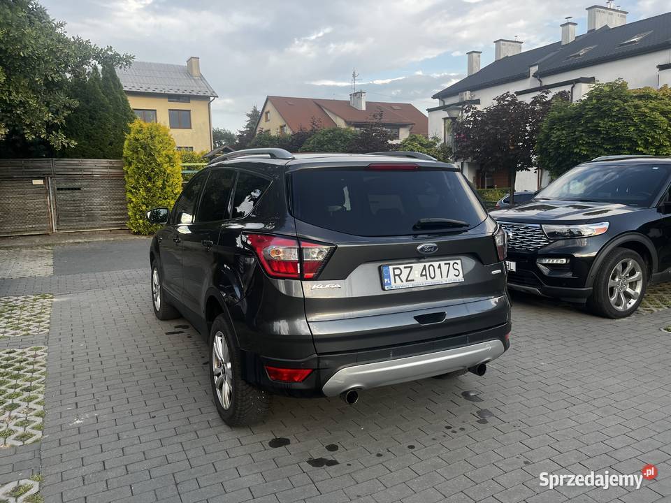 Ford Kuga 2017 15 EcoBoost 150 Pierwszy benzyna sprzedam