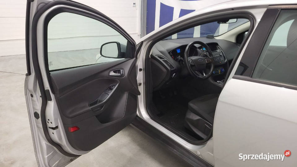 Ford Focus Kombi 15 TDCi Trend Mk4 2018 120KM mazowieckie