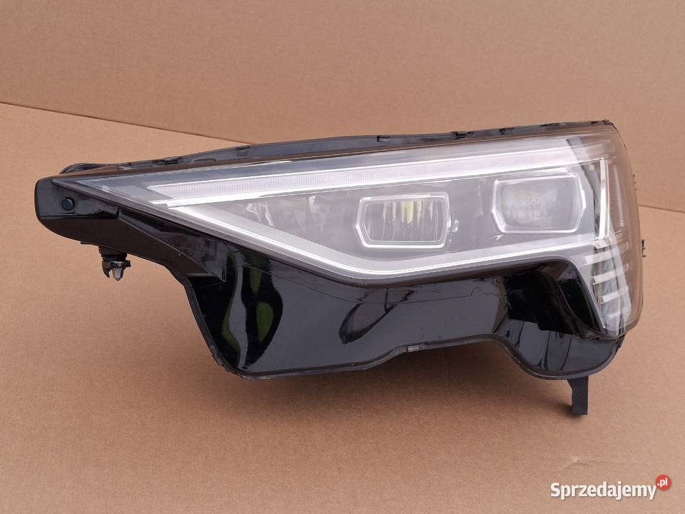 AUDI ETRON 4KE REFLEKTOR LEWY FULL LED LAMPA Bieleń