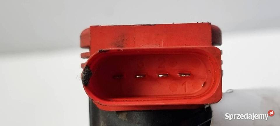 CEWKA ZAPŁONOWA AUDI S8 D3 06E905115D Lipno