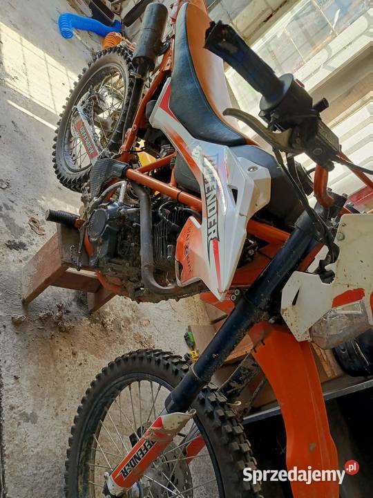 Motocykl cross bez prawa rejestracji