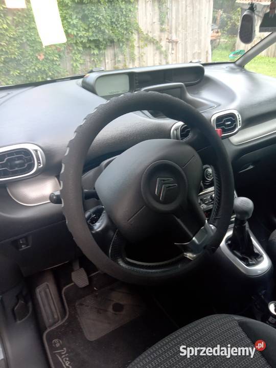 Sprzedam ładnego citroena zadbanego opony zimowe C3 Picasso Samochody osobowe Kielce