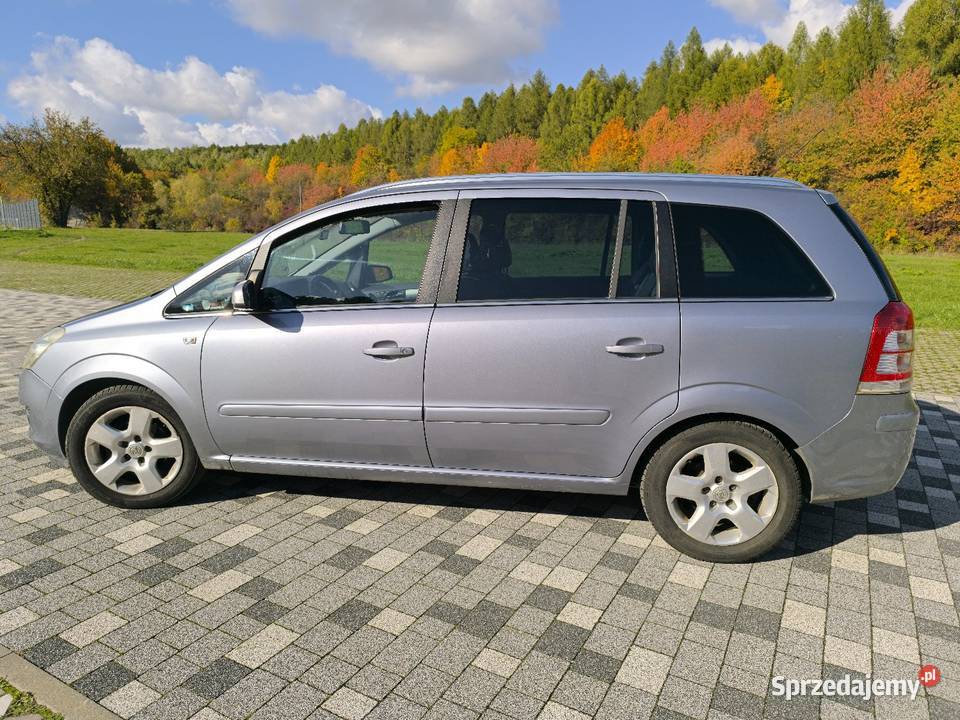 Opel ZAFIRA 18 140 GAZ 2009r wersja 7os Okazja szary Piaseczno